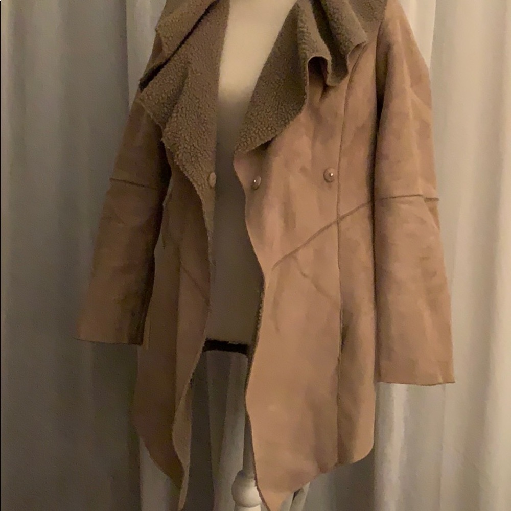 Faux Shearling Jacket - Picture 7 of 7